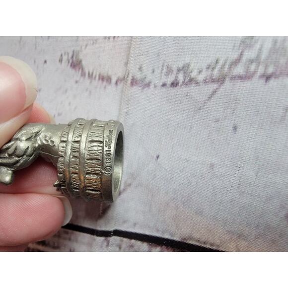 HUDSON FINE PEWTER - VINTAGE 1981 DUCK IN BARREL FIGURINE CHARM USA SCULPTURE - Picture 4 of 6